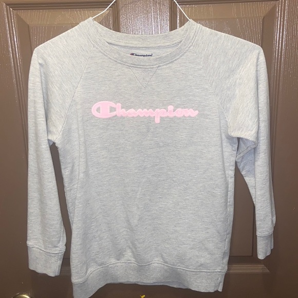 Champions Girls Sweater - Picture 1 of 3